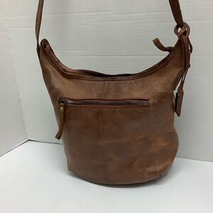 Vintage BORN all leather bucket shoulder bag with cloth interior